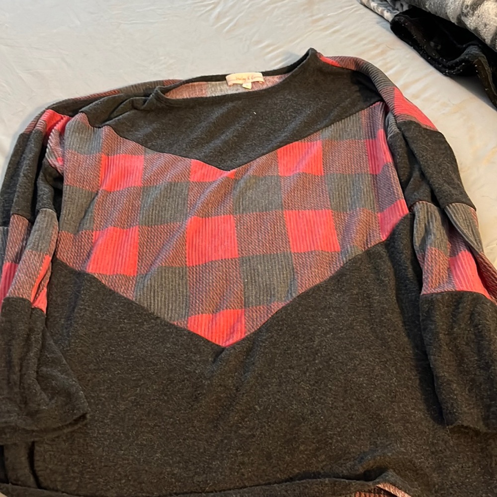 Black and red plaid heart top